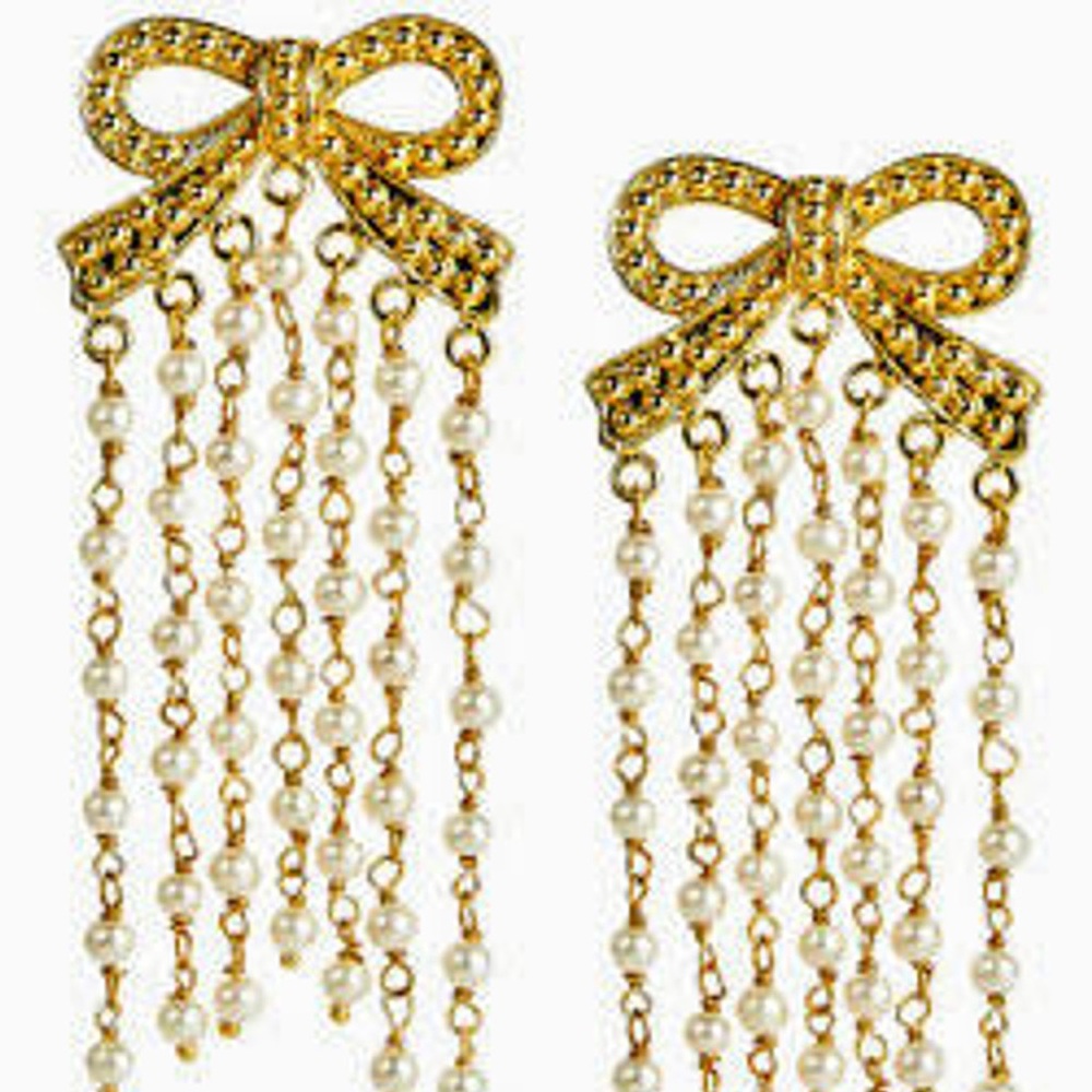 Lisi Lerch pearl earrings